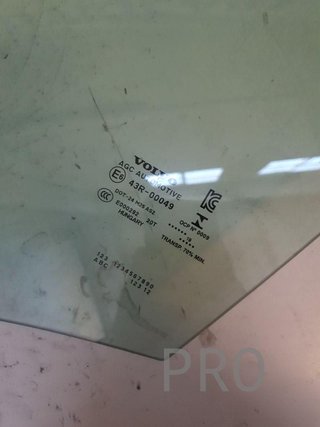 cristal volvo v40 izquierdo usado