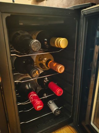 Nevera para 8 vinos