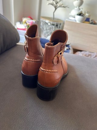 Botines Chika10 Mujer Marrones