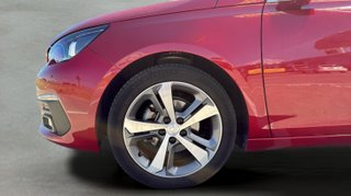 Peugeot 308 PureTech 130 Allure EAT8 96 kW (130 CV)