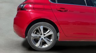 Peugeot 308 PureTech 130 Allure EAT8 96 kW (130 CV)