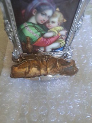 Benditera religiosa esmaltada en porcelana