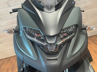 Yamaha Tricity 300