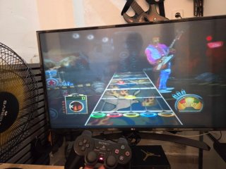 Consola PS2 + 2 Controles + 2 Juegos