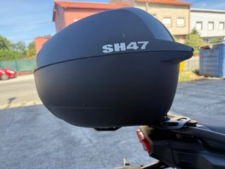 Baúl Shad SH47 Negro con Respaldo