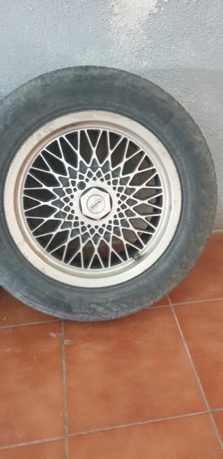 Llantas remotec en 15 pulgadas.
