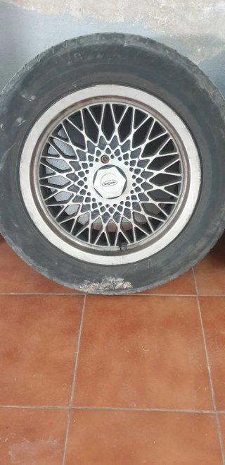 Llantas remotec en 15 pulgadas.