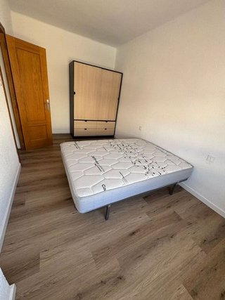 Piso en alquiler en El Castellar-L´Oliveral en Valencia
