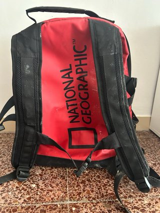 Mochila National Geographic Roja y Negra