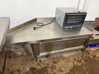 Mesa de acero inoxidable