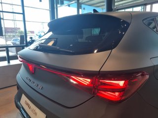 CUPRA LEON VZ 1.5 E-HYBRID 272 CV  2026