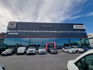 CUPRA LEON VZ 1.5 E-HYBRID 272 CV  2026