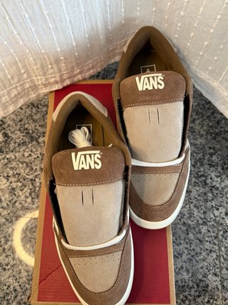 Zapatillas Vans Marrones y Beige