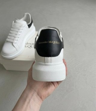 Alexander McQueen Sneakers Bianche Nere