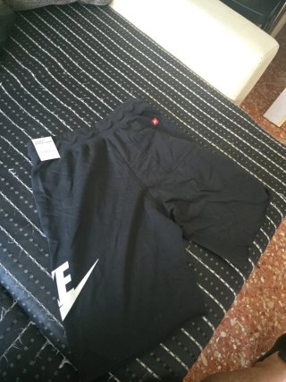 Pantalón corto Nike negro