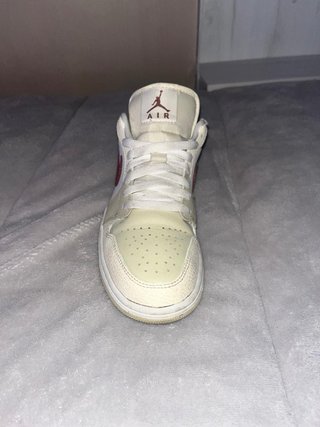 Nike Air Jordan 1 Low Beige/Rojo
