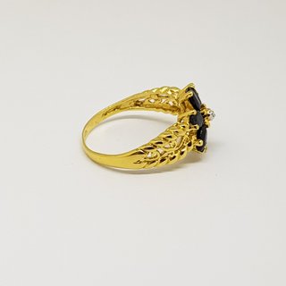 Anillo Oro 18K Flor Zafiros y Diamante