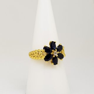Anillo Oro 18K Flor Zafiros y Diamante