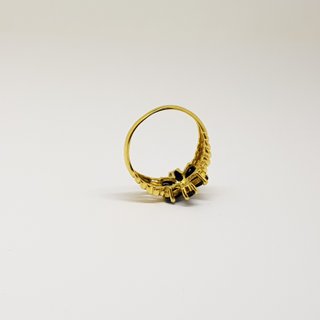 Anillo Oro 18K Flor Zafiros y Diamante