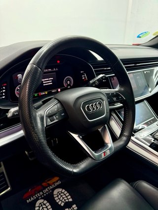 Audi Q8 Sline