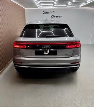 Audi Q8 Sline