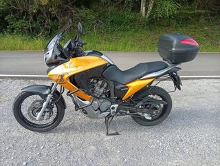 Honda Transalp XL 700 Naranja
