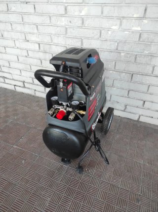 Compresor 2,5hp 25L