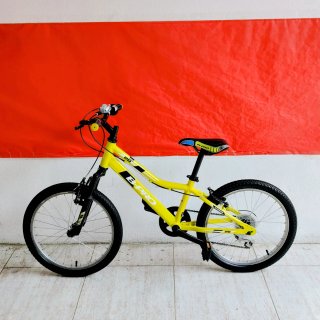 Bicicleta B-PRO infantil amarilla