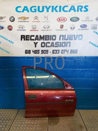 Opel corsa B puerta delantera derecha