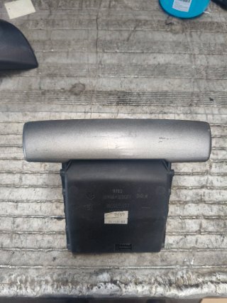 Cenicero Peugeot 308