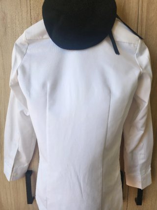 Camisa Armada Talla 38 Mujer con su corbata.