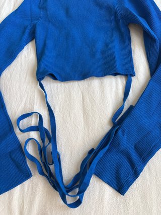 Top Zara azul eléctrico manga larga