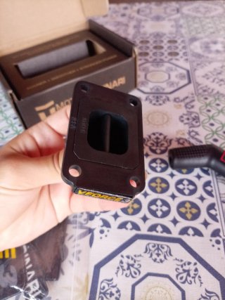 Caja de Láminas VFORCE 3 Mototassinari