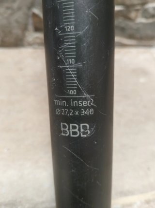 Tija de sillín BBB carbono