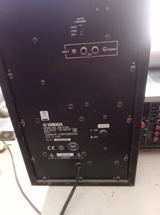 Equipo de Sonido Yamaha Receiver y Subwoofer
