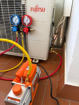 Reparación y recarga gas aire acondicionado
