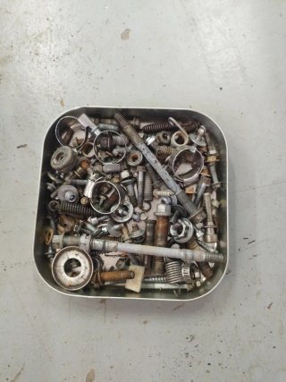 Tornillería KTM 450 2005 parte chasis
