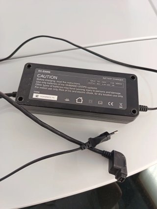 Cargador Shimano STEPS EC-E6000