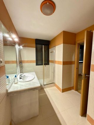 Casa adosada en alquiler en Hispanoamérica - Comunidades en Valdemoro