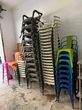 Lote de Sillas Apilables