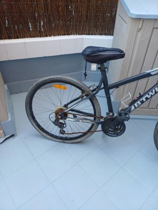 Bicicleta B'TWIN MTB. Taglia S