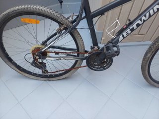 Bicicleta B'TWIN MTB. Taglia S