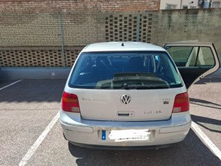 Volkswagen Golf 2002