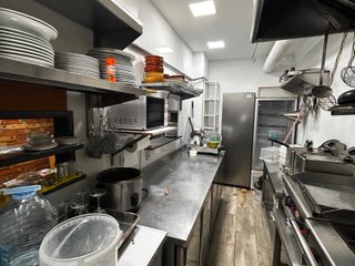 R-7940415 Traspaso Bar Restaurante en L'Hospitalet