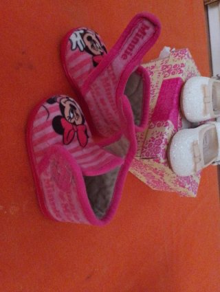 Zapatos y zapatillas talla 19