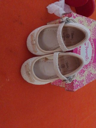 Zapatos y zapatillas talla 19