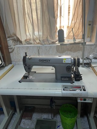 Máquina de coser industrial recta GEMSY 850D