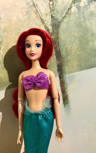 muñeca Disney Store Ariel sirenita