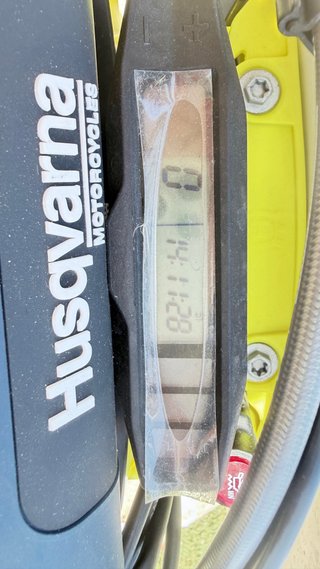 Husqvarna Enduro/Motocross Blanca y Amarilla