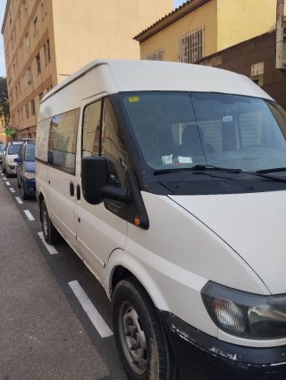 Ford Transit 2000
